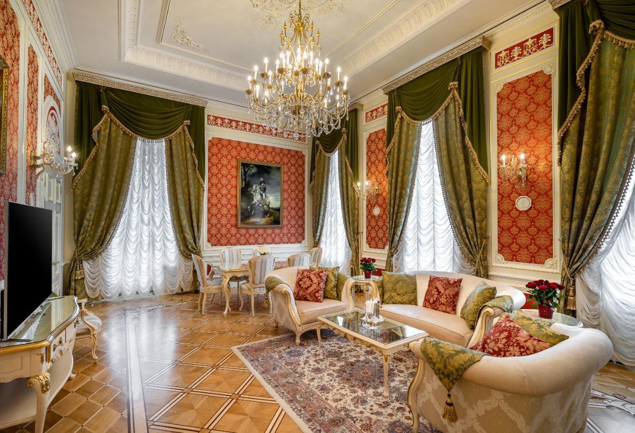 冬宫博物馆指定酒店 聖彼得堡 外观 照片